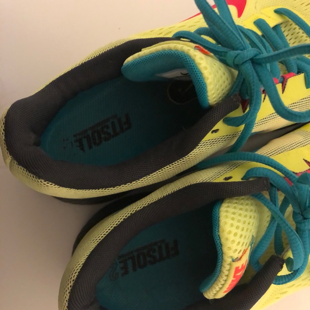 Nike Structure - Picture 6 of 6